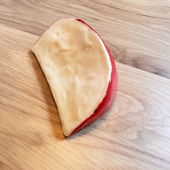Realistic Faux Fake Food Gouda Cheese Wedge Deli Display Stage Movie Prop - Picture 2 of 3